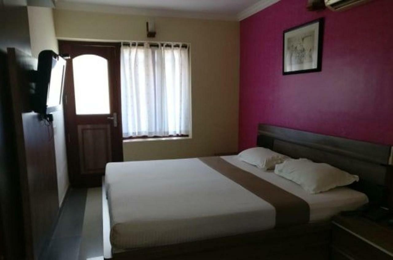 French Avenue Hotel Mahe Luaran gambar
